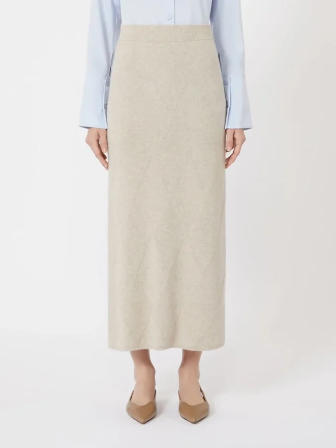 Argyle cashmere yarn skirt, beige Argyle cashmere yarn skirt, beige