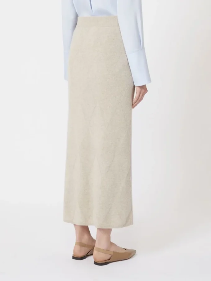Argyle cashmere yarn skirt, beige Argyle cashmere yarn skirt, beige