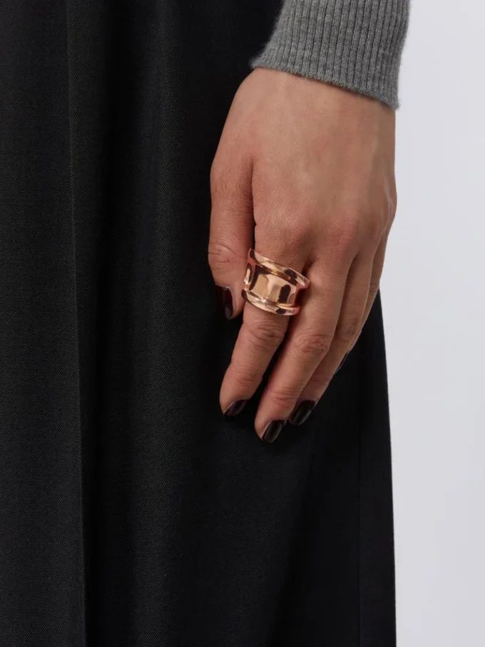 Asymmetric metal ring, bronze Asymmetric metal ring, bronze
