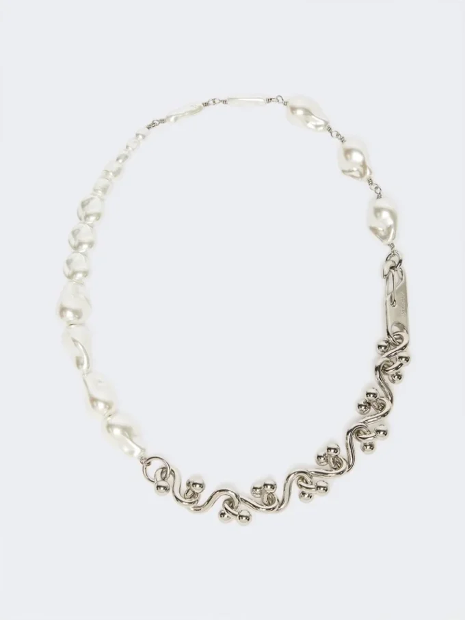 Bead and metallic necklace, silver Bead and metallic necklace, silver