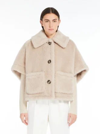 Cape in alpaca and wool teddy fabric, beige