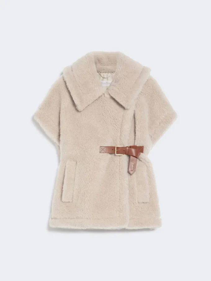 Cape in alpaca and wool teddy fabric, beige