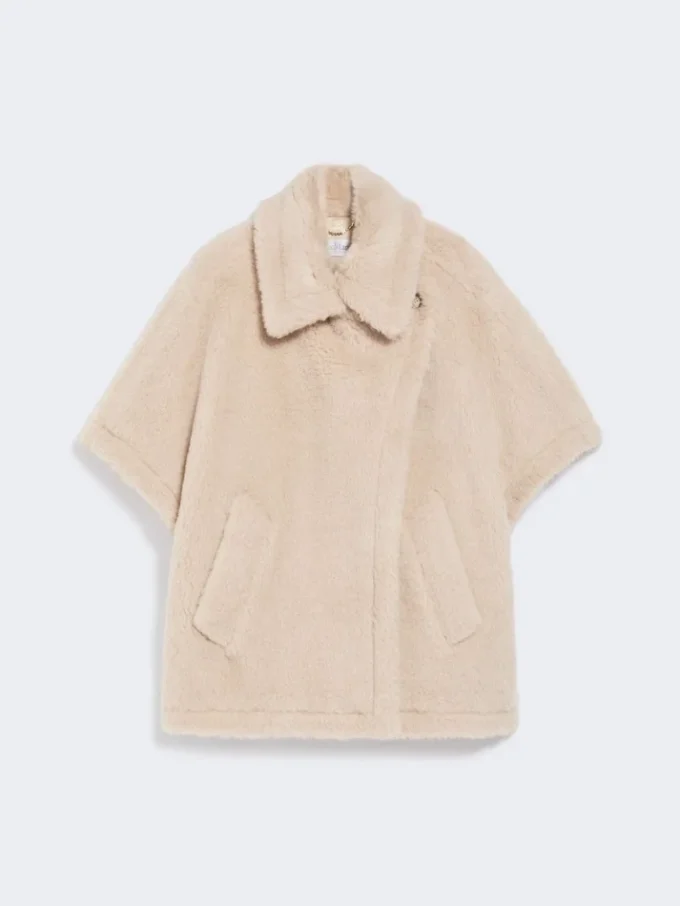 Cape in alpaca and wool teddy fabric, beige