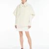 Cape in alpaca and wool teddy fabric, optical white