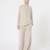 Cashmere yarn jumper, beige Cashmere yarn jumper, beige