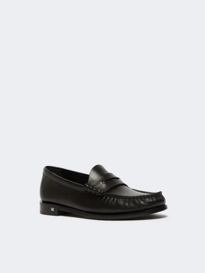 Classic leather moccasins, black Classic leather moccasins, black