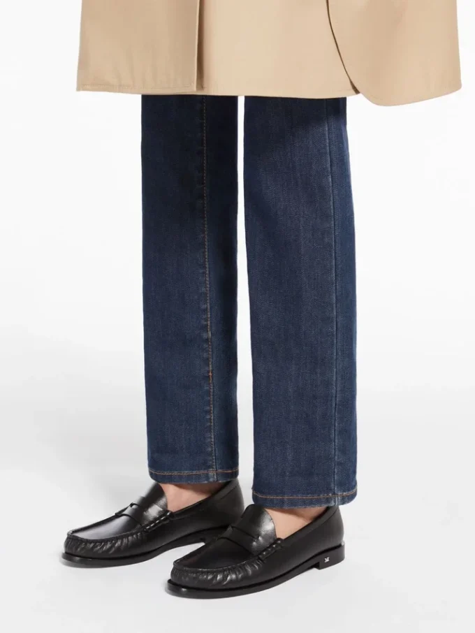 Classic leather moccasins, black Classic leather moccasins, black