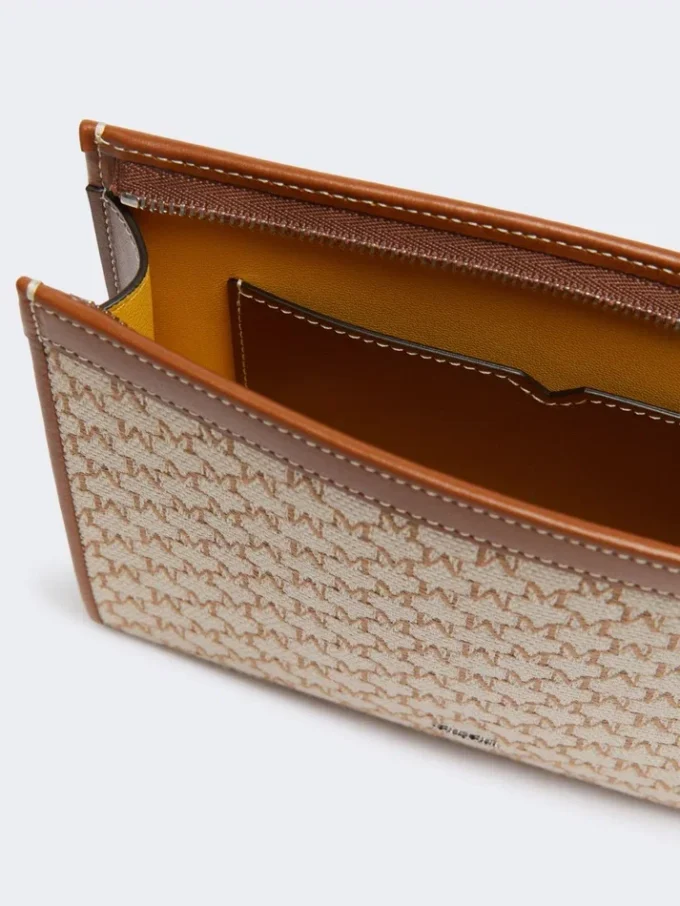 Cotton jacquard small pouch, hazelnut brown Cotton jacquard small pouch, hazelnut brown