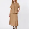 Cotton poplin crew-neck shirt, tobacco Cotton poplin crew-neck shirt, tobacco