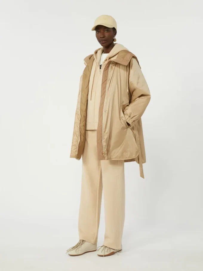 Reversible padded parka in water-repellent canvas, beige Reversible padded parka in water-repellent canvas, beige