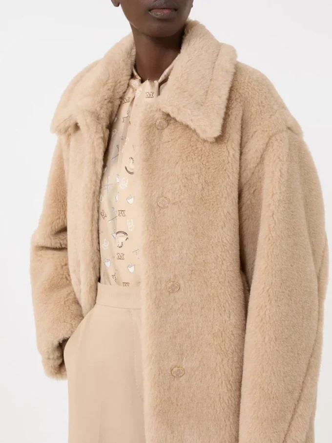 Cropped teddy coat in alpaca and wool, albino Cropped teddy coat in alpaca and wool, albino