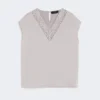Feminine satin top, nudo