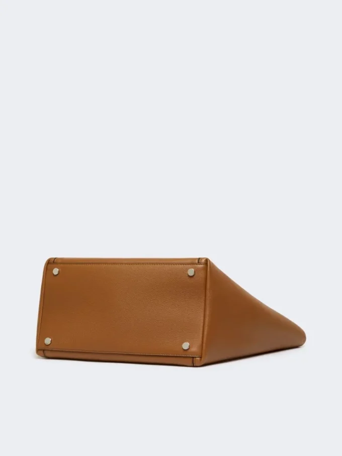 Leather archetipo handbag, amber brown