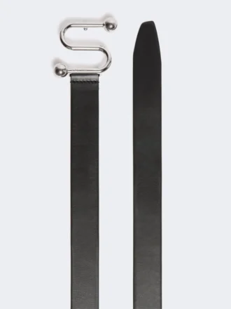 Leather belt with s buckle, black Leather belt with s buckle, black
