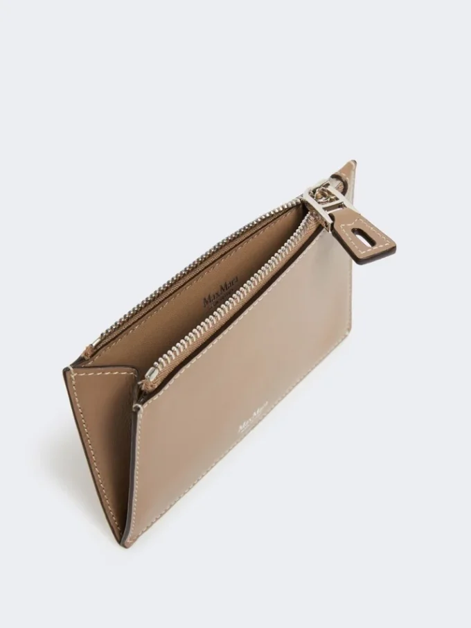 Leather card holder, mud