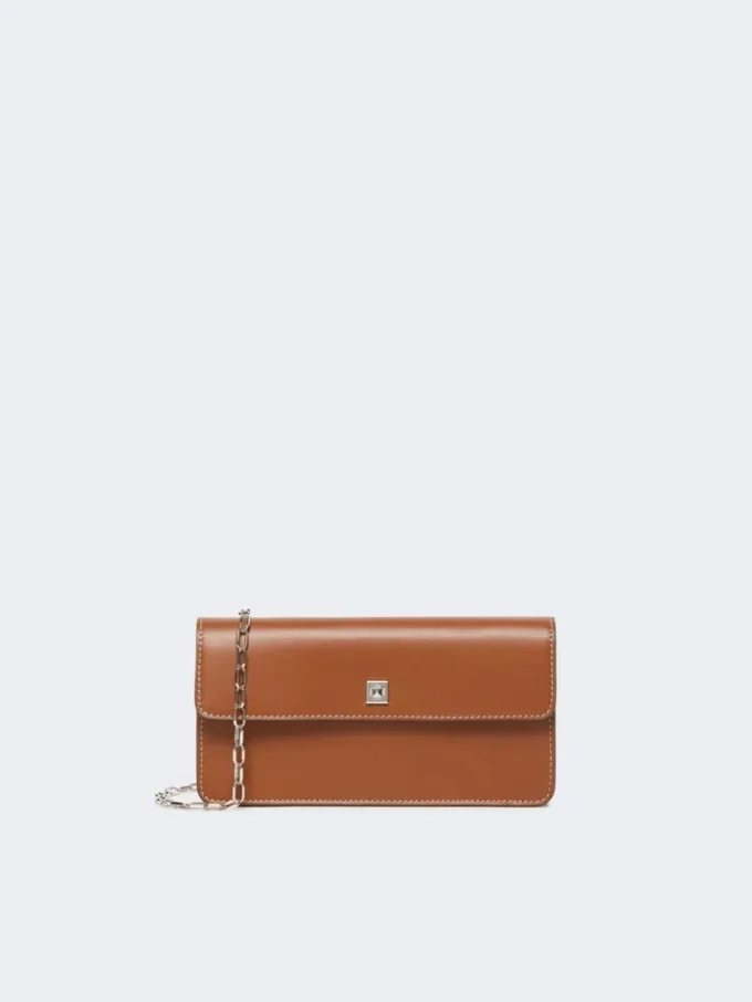 Leather phone pouch, amber brown Leather phone pouch, amber brown