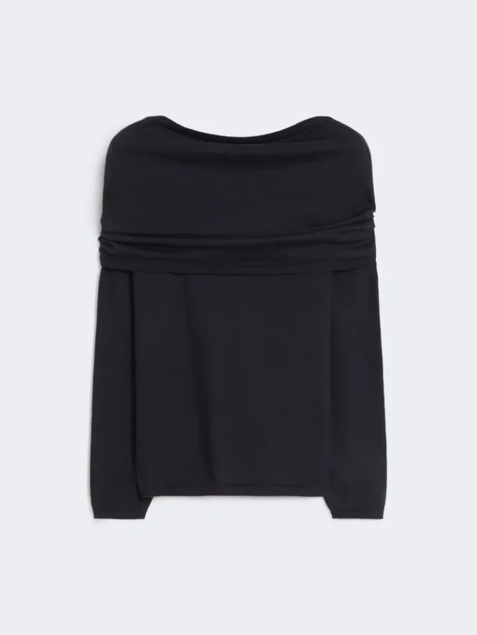 Lightweight cashmere sweater, ultramarine Lightweight cashmere sweater, ultramarine