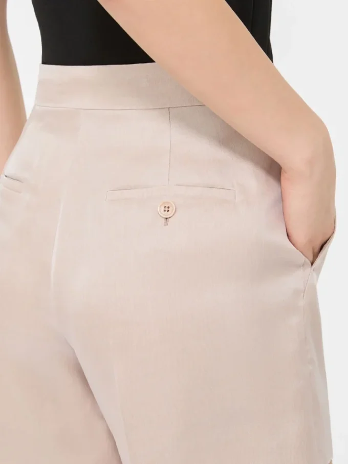 Linen canvas shorts, camel Linen canvas shorts, camel