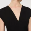 Long dress with v-neck in canneta, black Long dress with v-neck in canneta, black