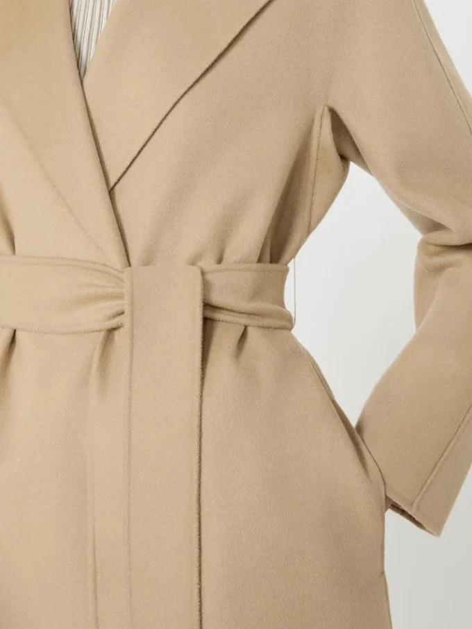 Long wool, cashmere and silk coat, sand Long wool, cashmere and silk coat, sand