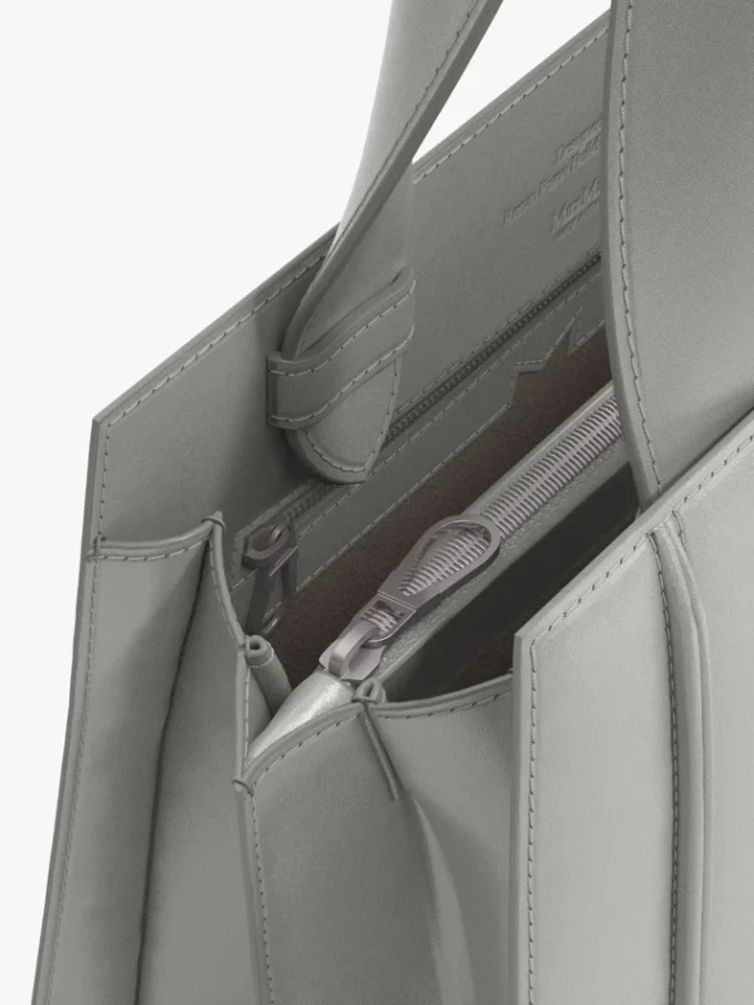 Max mara whitney bag 5 – medium, light grey Max mara whitney bag 5 – medium, light grey