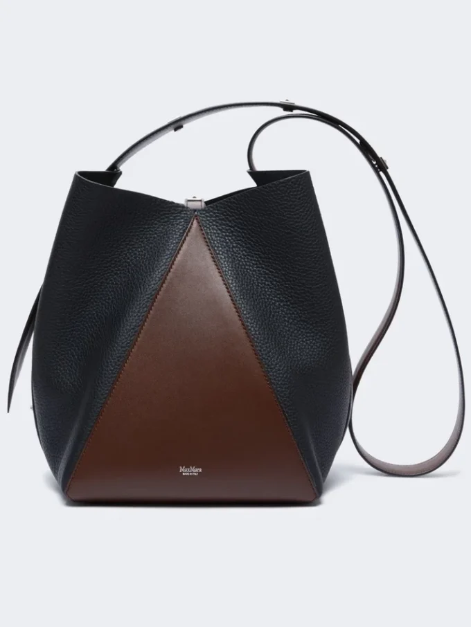 Medium bucket bag, hazelnut brown Medium bucket bag, hazelnut brown