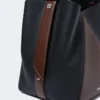 Medium bucket bag, hazelnut brown Medium bucket bag, hazelnut brown