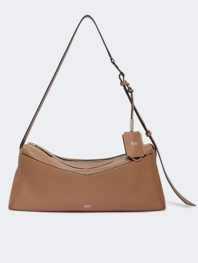 Medium leather shoulder bag, brown Medium leather shoulder bag, brown