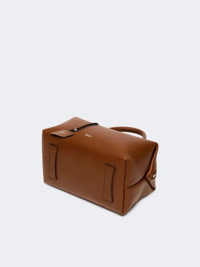 Medium natural leather bowler bag, amber brown Medium natural leather bowler bag, amber brown