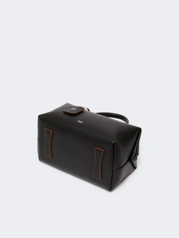 Medium natural leather bowler bag, black Medium natural leather bowler bag, black