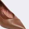 Nappa leather court shoes, tobacco