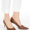 Nappa leather court shoes, tobacco
