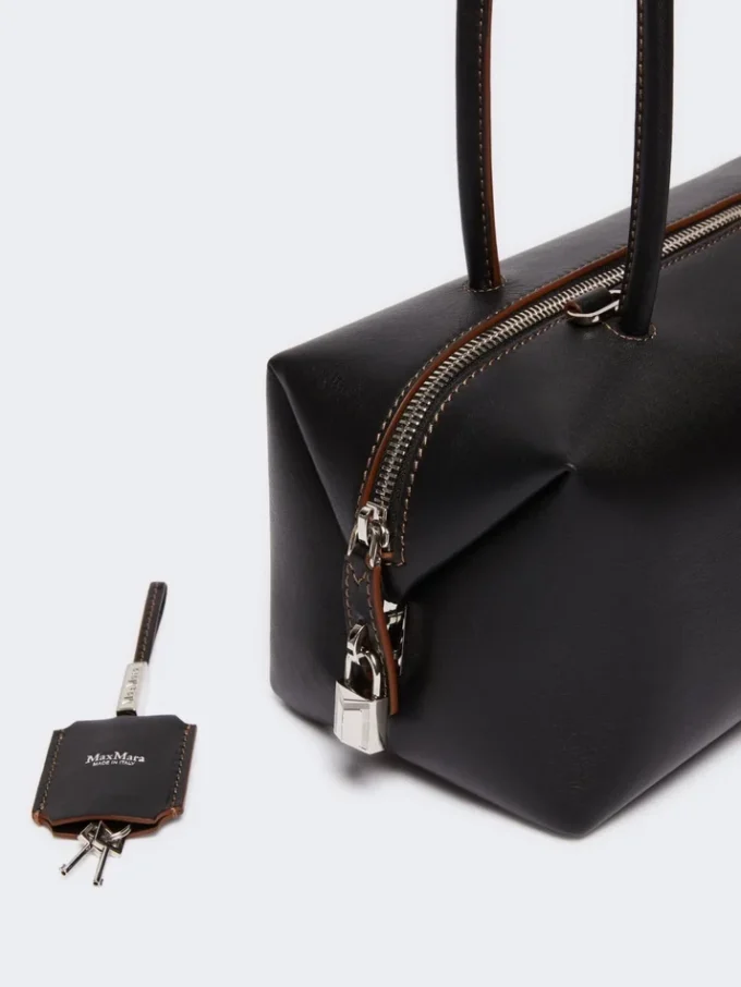 Natural leather bowler bag, black Natural leather bowler bag, black