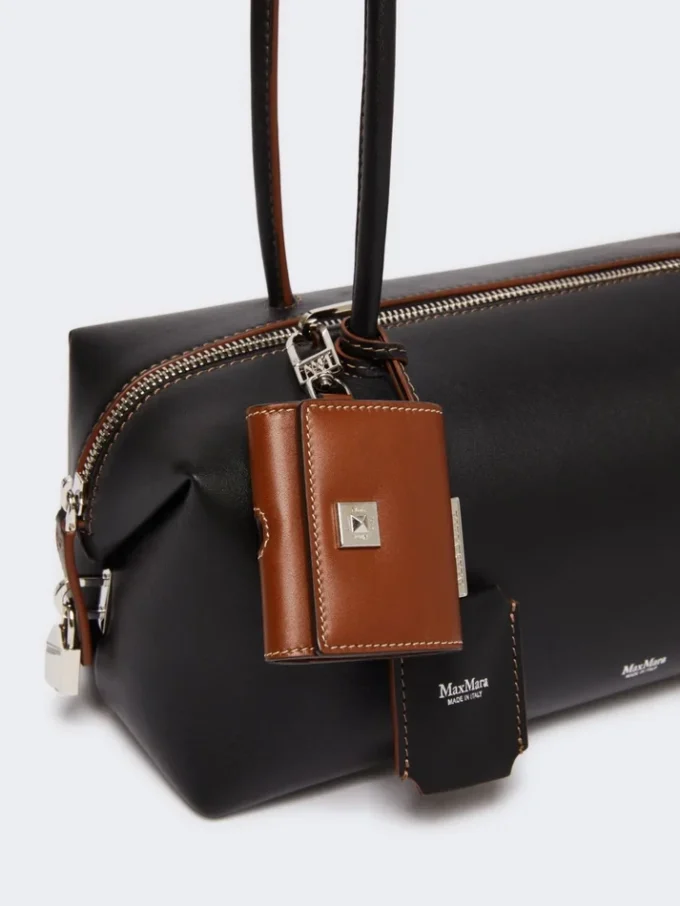 Natural leather bowler bag, black Natural leather bowler bag, black