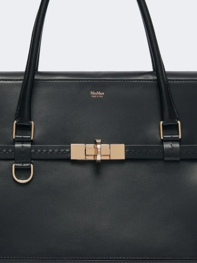 Natural leather handbag, black