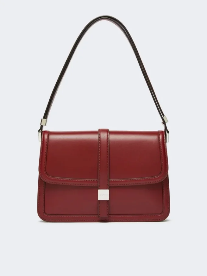 Natural leather handbag, bordeaux Natural leather handbag, bordeaux