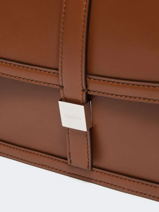 Natural leather handbag, tobacco Natural leather handbag, tobacco
