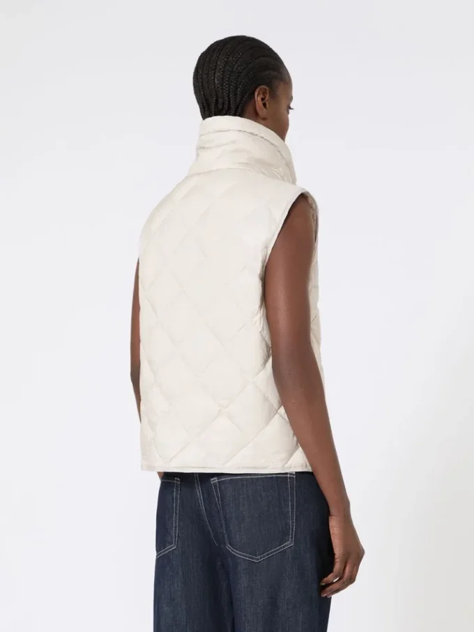 Padded water-repellent nylon canvas gilet, sand Padded water-repellent nylon canvas gilet, sand