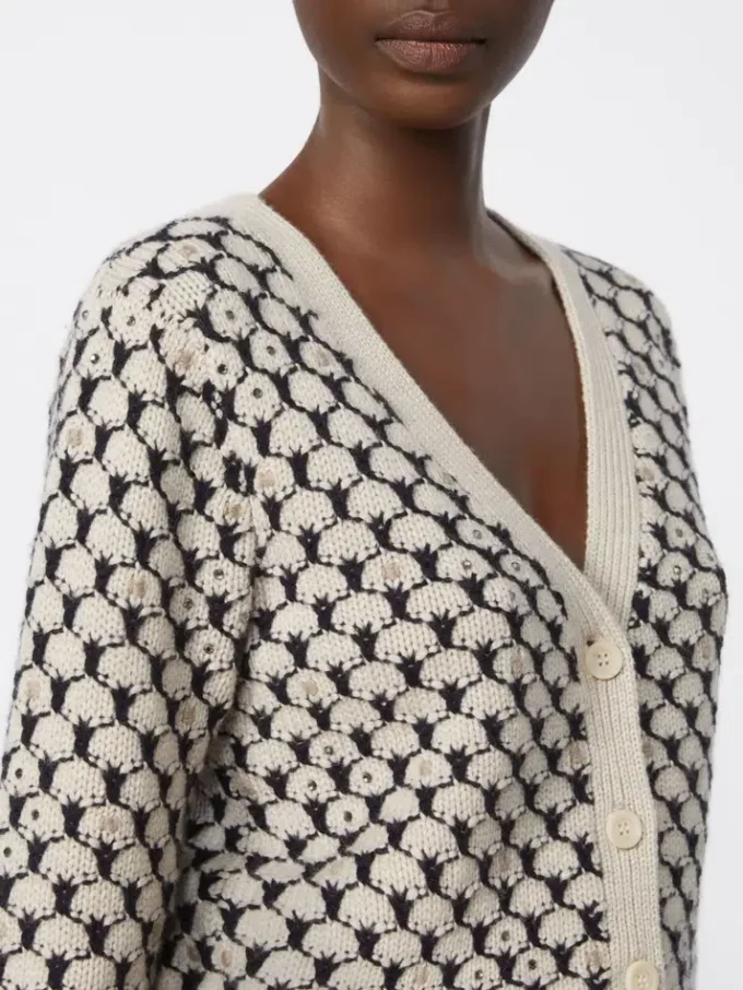 Patterned wool and cashmere cardigan, beige Patterned wool and cashmere cardigan, beige