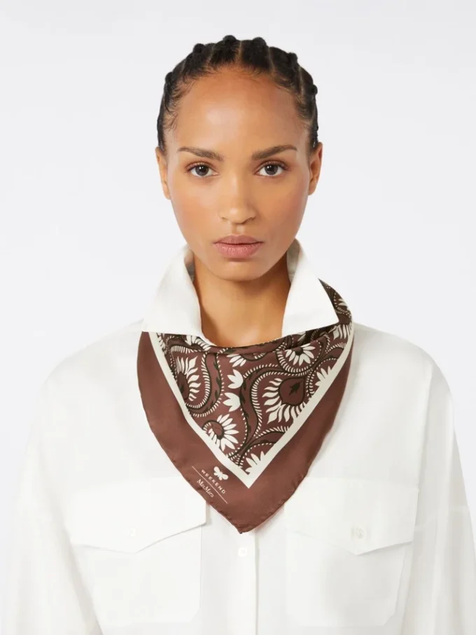 Printed silk square foulard, caramel