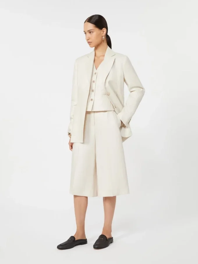 Linen and cable-knit gilet, beige Linen and cable-knit gilet, beige