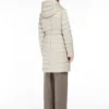 Reversible down jacket in water-repellent satin, light