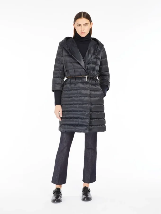 Reversible down jacket in water-repellent satin, midnightblue Reversible down jacket in water-repellent satin, midnightblue