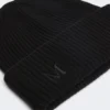 Rib-knit cashmere beanie hat, black Rib-knit cashmere beanie hat, black