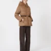 Short water-repellent canvas and camel down jacket, camel