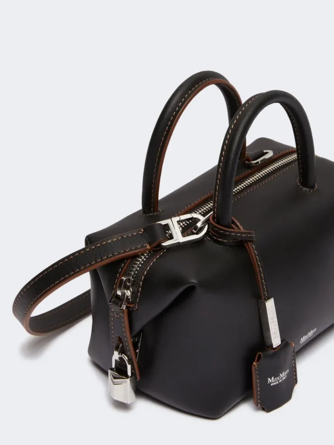 Small natural leather bowler bag, black