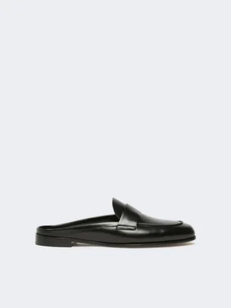Smooth leather mule moccasins, black