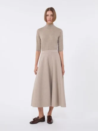 Stockinette-stitched wool polo-neck sweater, brown
