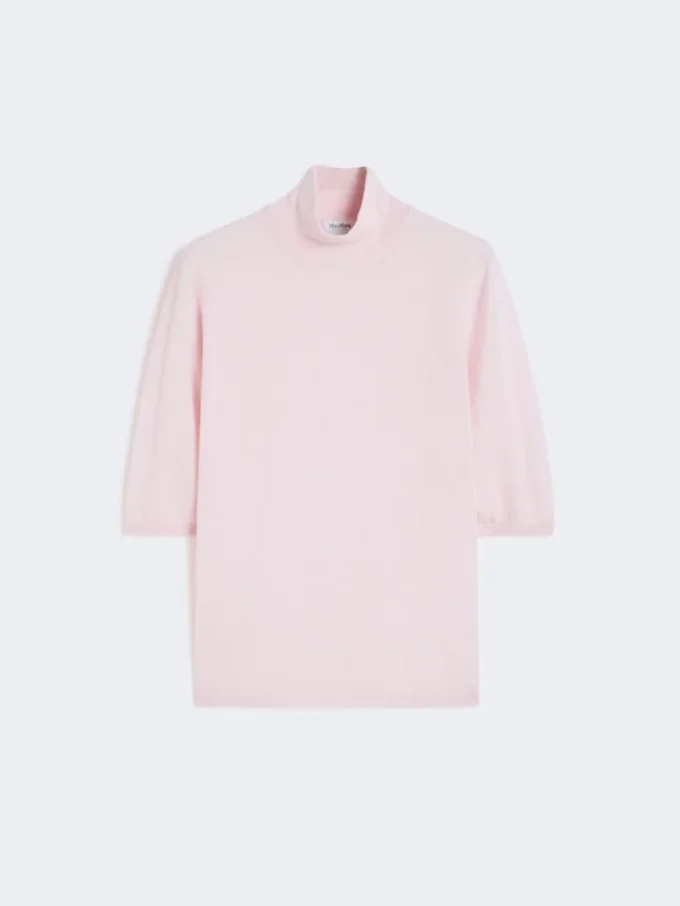 Stockinette-stitched wool polo-neck sweater, pink Stockinette-stitched wool polo-neck sweater, pink