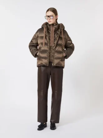 Water-repellent canvas belted down jacket, hazelnut brown